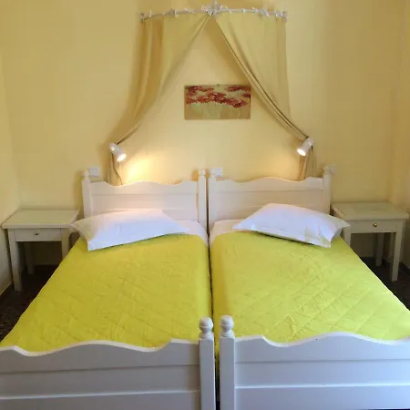 Ξενοδοχείο με διαμερίσματα Elizabeth Naxos City